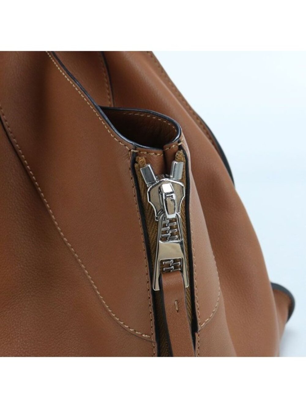 Loewe 2-Way Hammock Handbag Leather - Picture 6 of 7